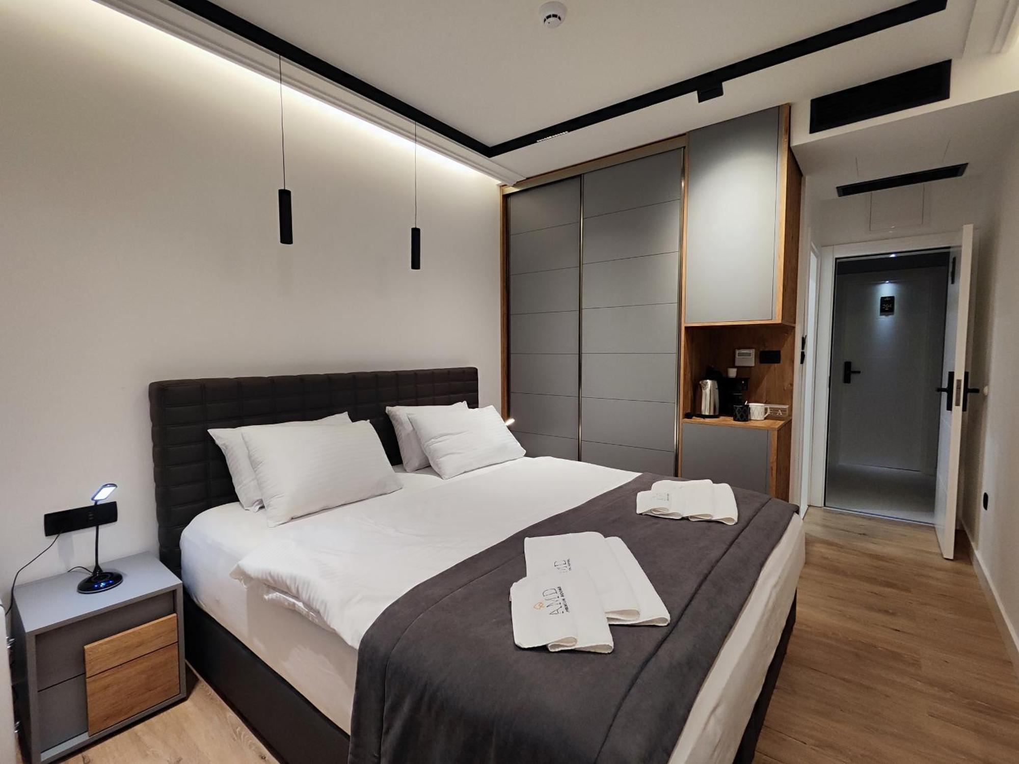 Amd Premium Rooms Будва Екстериор снимка