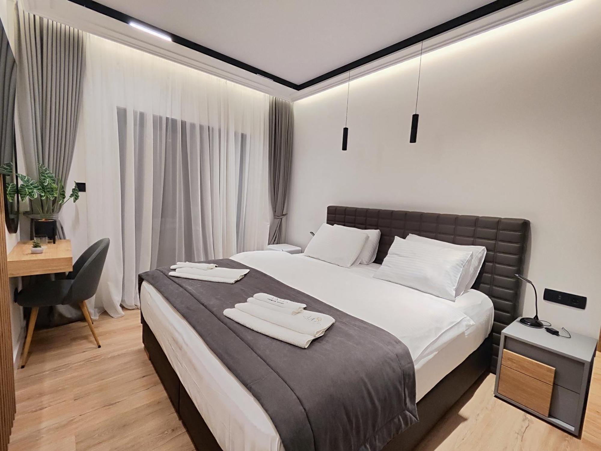 Amd Premium Rooms Будва Екстериор снимка